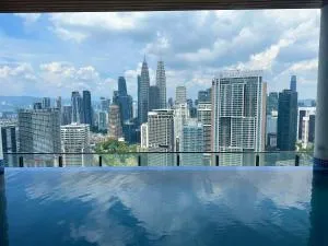 KLCC The luxe Apartment & infinity pool - 吉隆坡