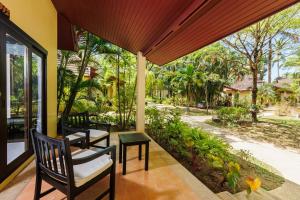 Nang Thong Beach Resort