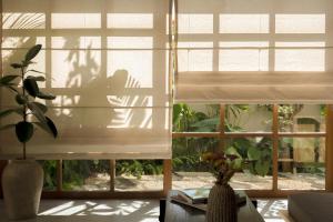 Rumah Amara - Bespoke, Japanese-Inspired 1 BR Studio in Peaceful Uluwatu Jungle