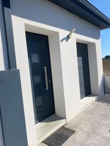 Appartements T2 clinique croix du sud climatise parking lit bultex : photos des chambres