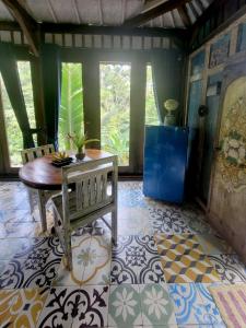 Villa Batari - Artsy Joglo - Private Swimming Pool