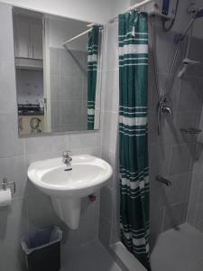 Reynas place at sea residences