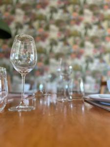 Belfast Skyline Retreat - 3 Bedroom Apartment with Free Parking