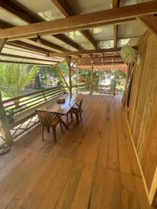 Moile Moile Surfcamp