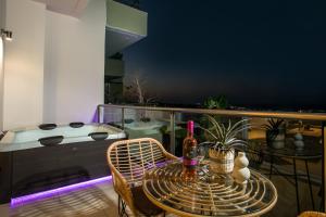 Zafora Apartment
