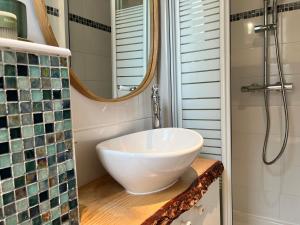 Appartements Charmant studio parisien au coeur du 15e arrondissement : photos des chambres