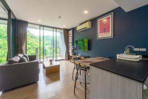 The Valley at Sunshine, Panoramic