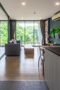 The Valley at Sunshine, Panoramic