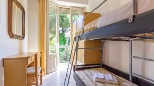 Double Room with Bunk Bed