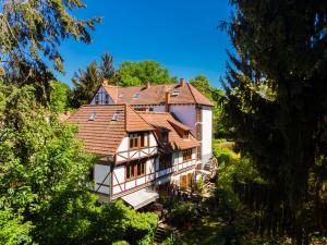 Einliegerwohnung in einer Mühle vor den Toren Frankfurts, ideal für Messegäste oder Stop Over