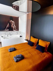 Boudoir Margot - Luxury room balnéo