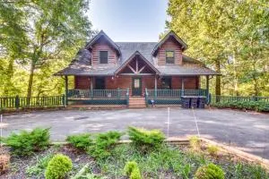 Expansive Sky Valley Lodge with Mountain Views! - Scaly Mountain