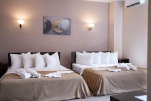 Standard Quadruple Room room in Richmind Hotel