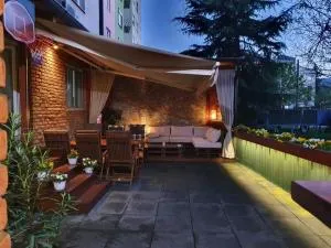 Modern Retreat - Ždanec