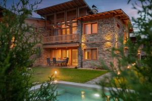 Luxury Villa with Hot Pool