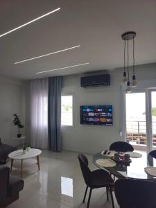 Shipyard view apartment