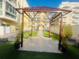 Fully furnish flat includingbills for monthly rental