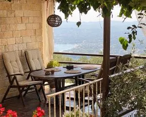 Lorantina Sea View Holiday House - Near Barbati Beach -Corfu - Strinýlas