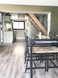 Maisons de vacances L Escale Girondine avec son spa, son sauna et sa piscine privative : photos des chambres