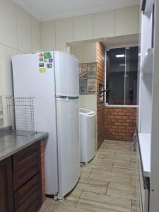 Apto todo seu 200 metros do mar