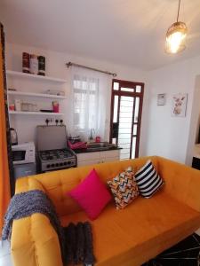 Classy Studio Apartment racecourse Gardens