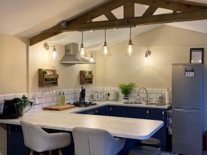 Countryside Cabin in Private Setting