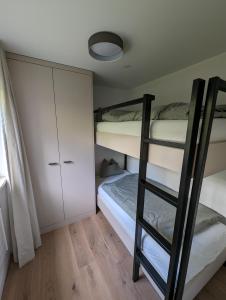 Casa Zundra Alpine Apartment