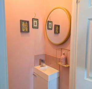 South Downs View-private parking