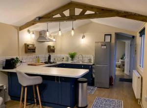 Countryside Cabin in Private Setting