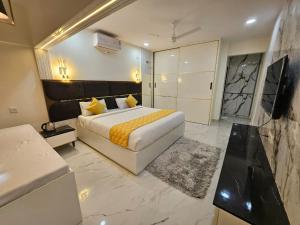 SS LUMINA GUEST HOUSE