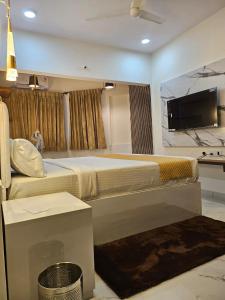 SS LUMINA GUEST HOUSE