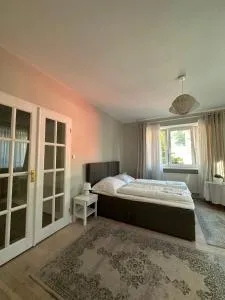 Old Town Apartments - 谢拉兹