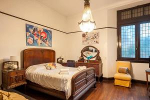 Maison Depla with rooftop, Jacuzzi, pool, and BBQ