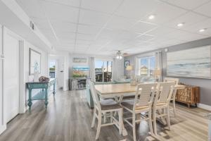 Lagoon Landing 207- Best of beach & lagoon