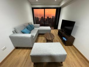 Private Room in Miraflores with ocean view