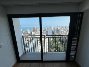 Private Room in Miraflores with ocean view