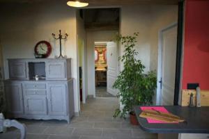 Maisons de vacances Gite Le Bouton d-Or 3 etoiles 8 kms PuyDuFou : photos des chambres