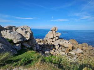 Appartements GITE L-anglais, appartement prive en Duplex avec acces Jacuzzi a 10min des plages : photos des chambres