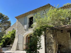 Villas MAS DES CIGALES Lambesc : photos des chambres