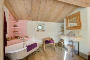 Villas MAS DES CIGALES Lambesc : photos des chambres