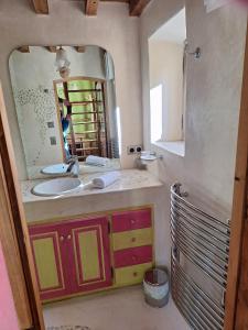 Villas MAS DES CIGALES Lambesc : photos des chambres
