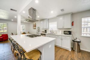 Yard and Patio Dallas Area Home By Parks and Dining