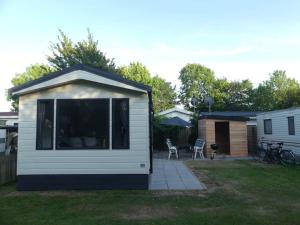 Chalet in Makkum - K118