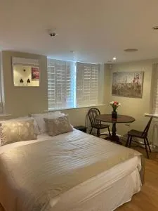 The Studio - Hook Norton