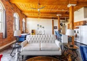 Detroit Belle Isle Loft - Grosse Pointe Park