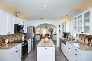 Casa Blanca Estate Lux 5BR4BA