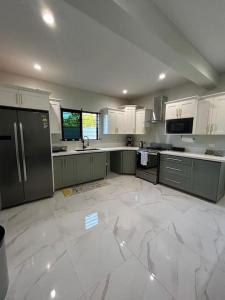 5 Bedroom Villa Gated Community