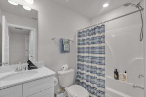 Drift Bay - Adventure Awaits! Zoo, Boat Ramp & Just Minutes from the Beach!