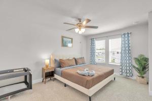 Drift Bay - Adventure Awaits! Zoo, Boat Ramp & Just Minutes from the Beach!