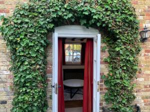 Quay Cottage in Sandwich, UK